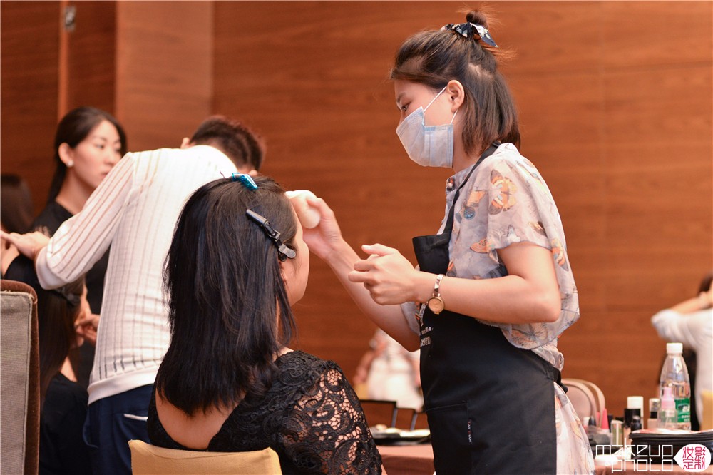 深圳模特化妝,深圳活動化妝,深圳晚宴妝化妝師