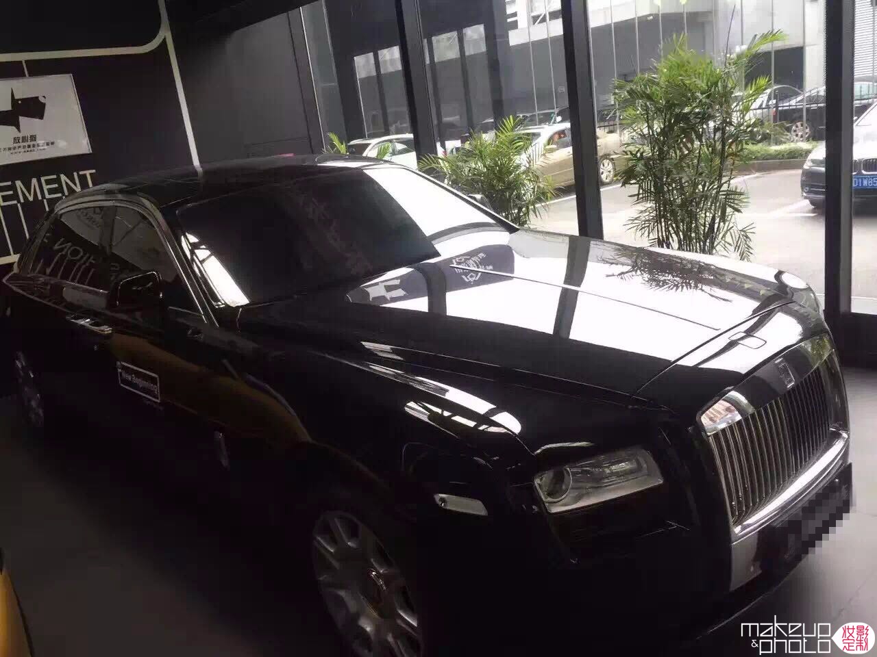 深圳豪車租賃,深圳婚車出租,深圳勞斯萊斯幻影出租