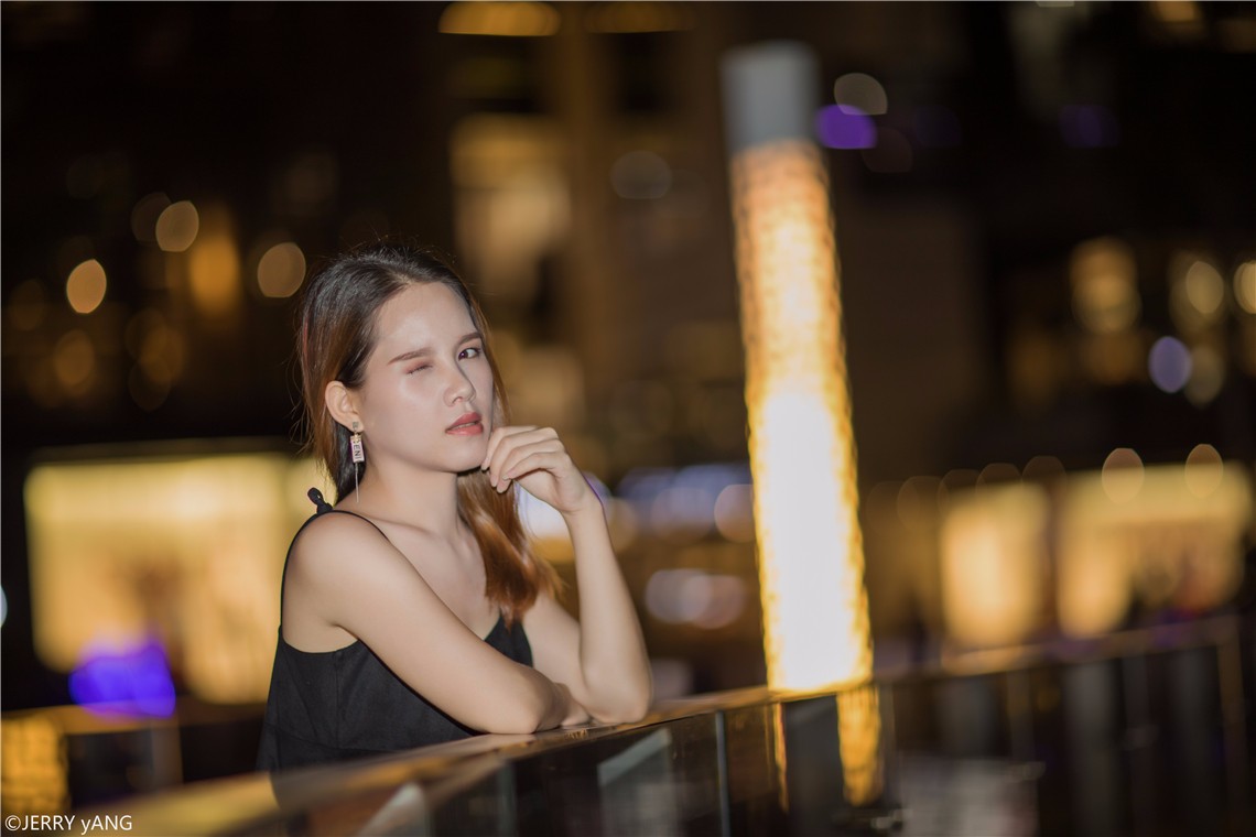 夜景人像,夜景人像拍攝,深圳攝影師約拍
